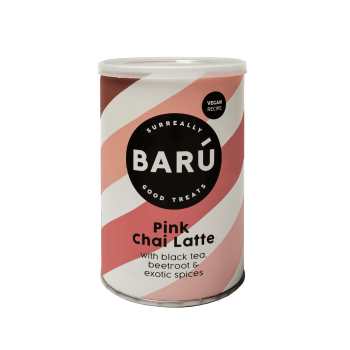 PINK CHAI LATTE CON TÉ NEGRO, REMOLACHA Y ESPECIAS EXÓTICAS
